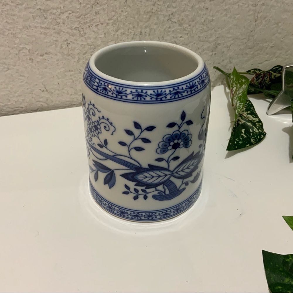 Hutschenreuther  Blue Onion Mug Or Beer Stein blue White Excellent  G3 - Picture 5 of 10